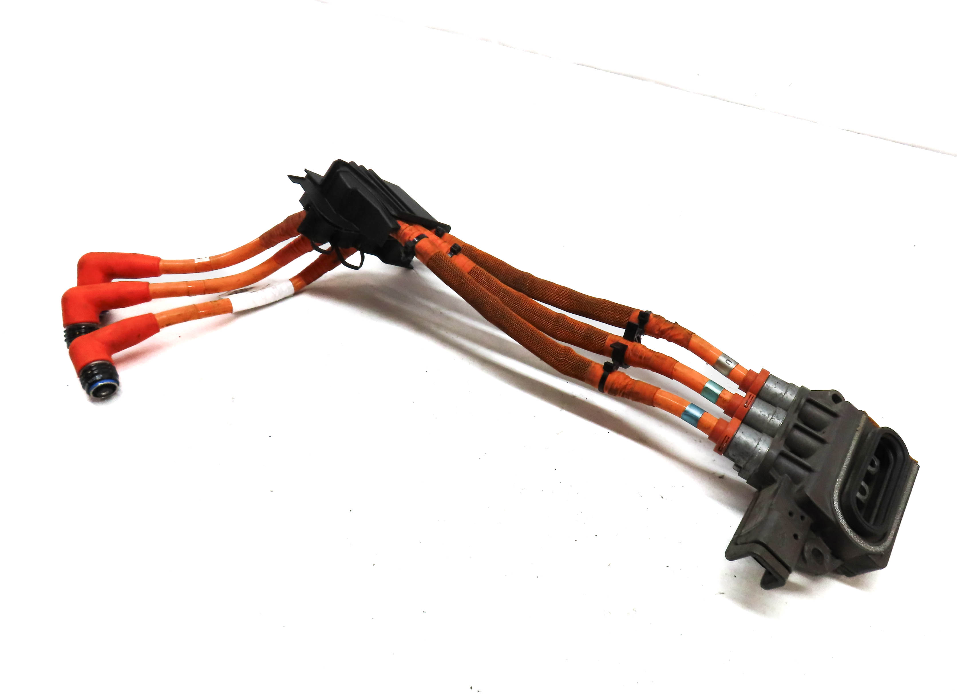 2014 AUDI Q5 (B8 8R) 2.0L HYBRID (CHJA) ENGINE HIGH VOLTAGE CABLES w/HOUSING — exact item pictured